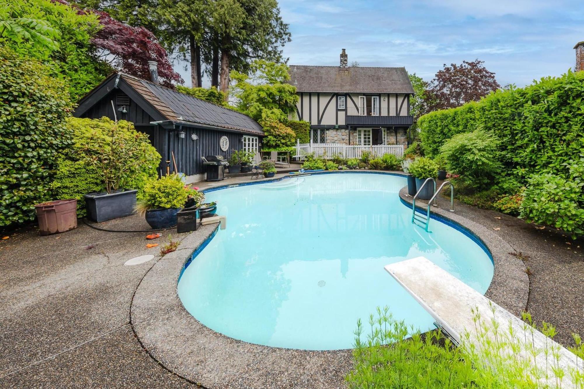 Suite Smart West Vancouver Bagian luar foto