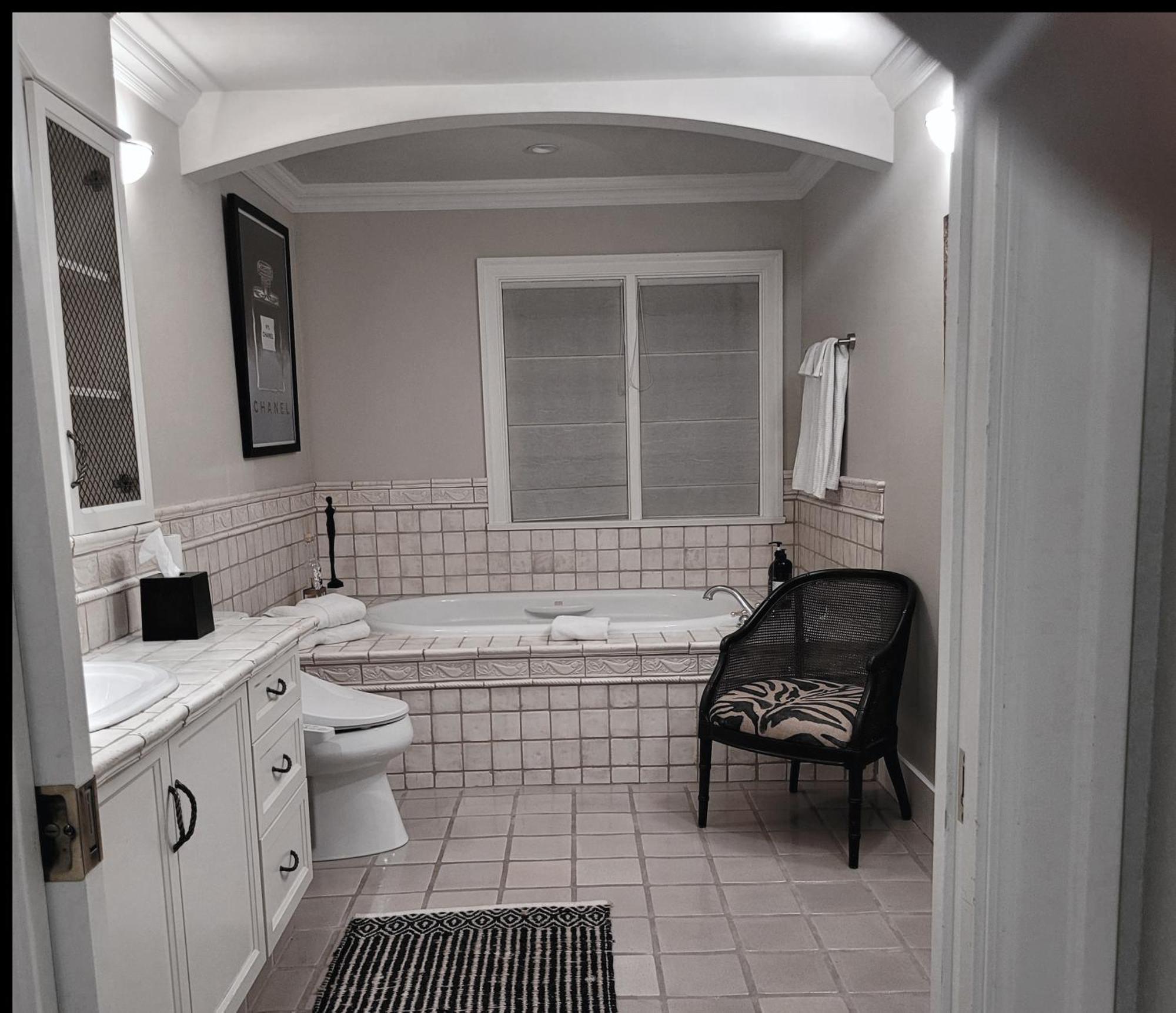 Suite Smart West Vancouver Bagian luar foto
